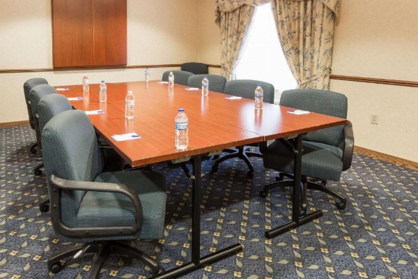 Baymont by Wyndham Waterford/Burlington WI image 14