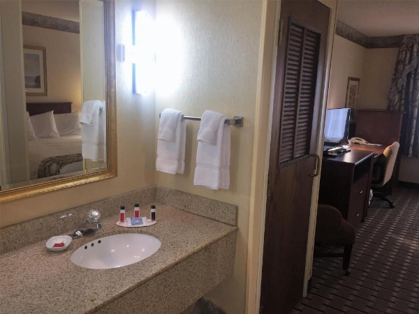 Baymont by Wyndham Waterford/Burlington WI image 24