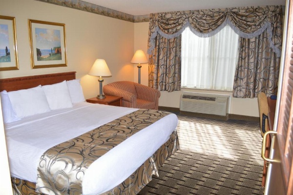 Baymont by Wyndham Waterford/Burlington WI image 25